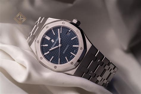 audemars piguet royal oak buch|audemars piguet royal oak review.